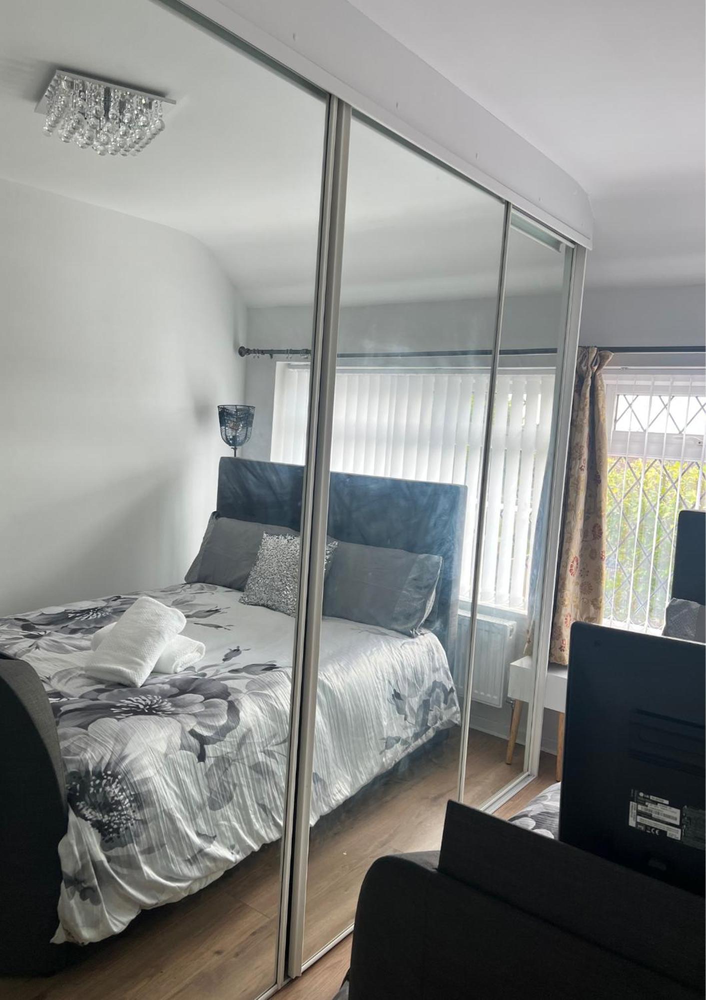 Double Room In Great Barr Near M5 - M6 - Parking - Tv Bed-Garden Бірмінгем Екстер'єр фото
